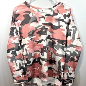 3/30:Pink & Grey Camo Sweatshirt